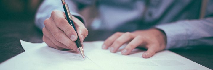 フリーランス（個人事業主）になるには？開業届の書き方、提出メリットを紹介！